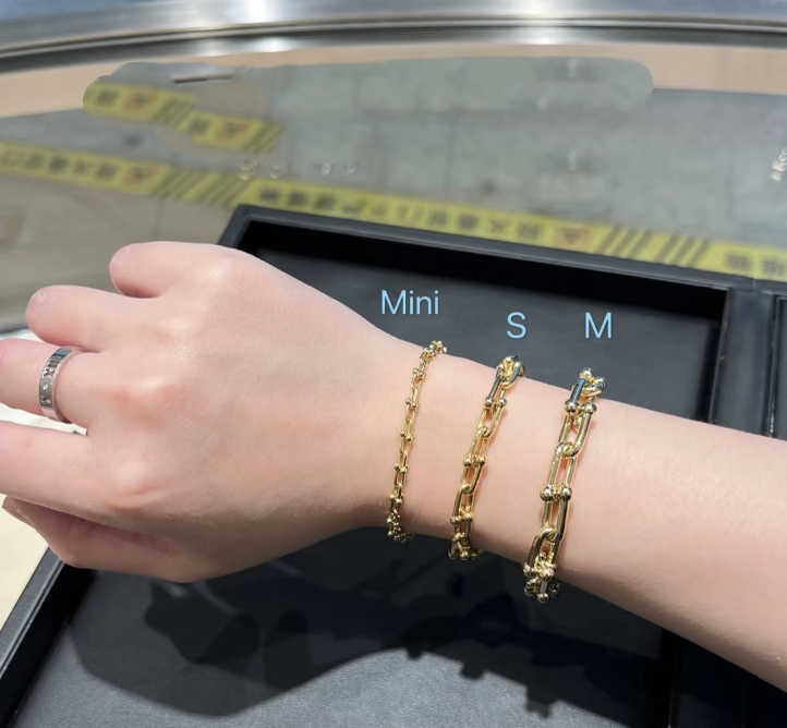 [Mystic]TF HORSESHOE BUCKLE BRACELET