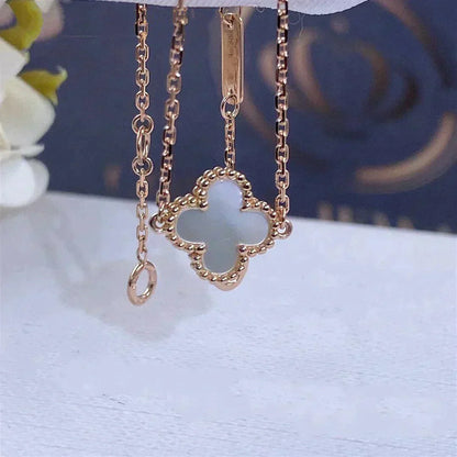 [Mystic]CLOVER WHITE MOP SINGLE FLOWER BRACELET