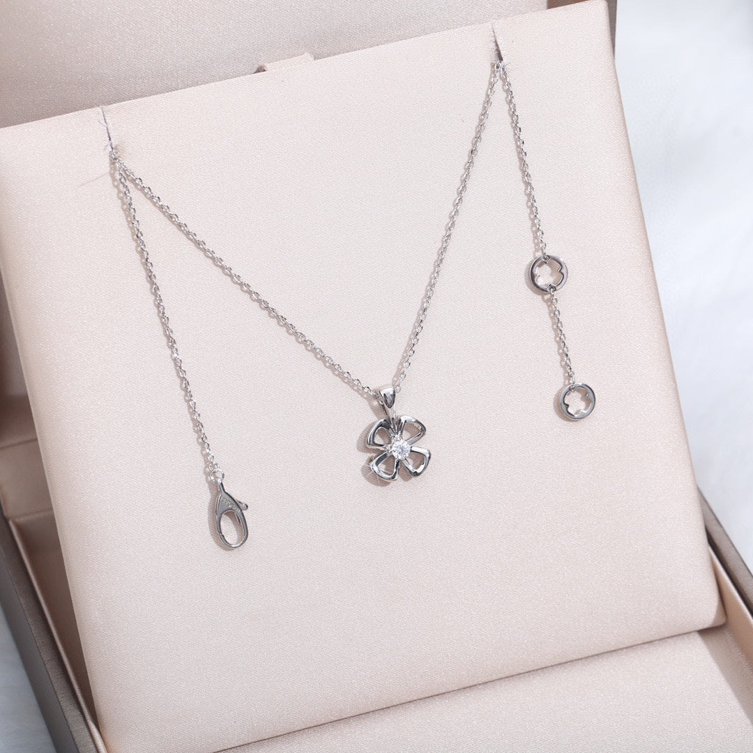 [Mystic]FIOREVER NECKLACE DIAMOND CENTER