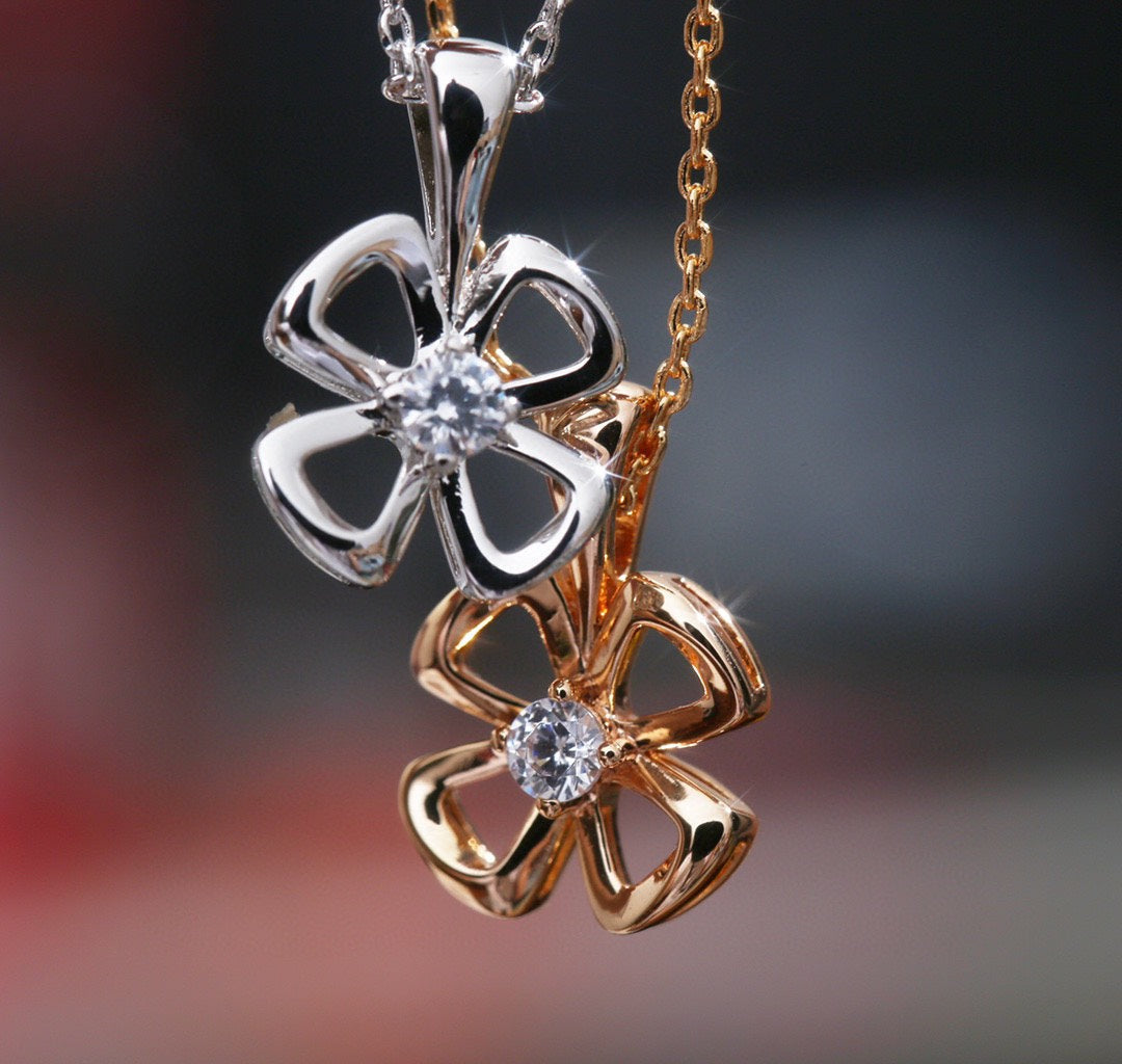 [Mystic]FIOREVER NECKLACE DIAMOND CENTER
