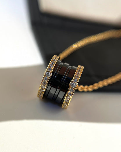 [Mystic]ZERO 1 BLACK CERAMIC DIAMOND PINK GOLD NECKLACE