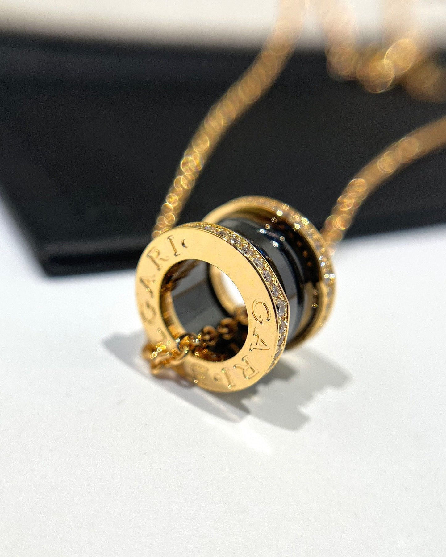 [Mystic]ZERO 1 BLACK CERAMIC DIAMOND PINK GOLD NECKLACE